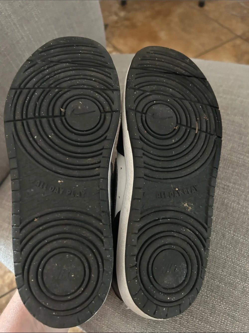 Nike Kids Black and White Velcro Low-Top Sneakers